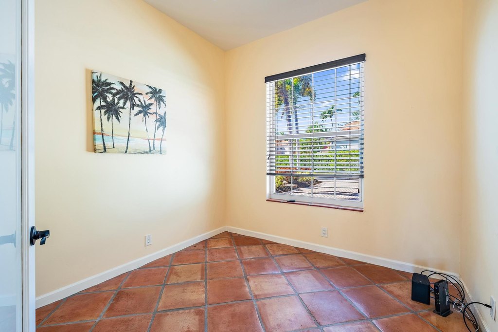 Photo 14 — 8384 Heritage Club Dr, West Palm Beach, FL 33412