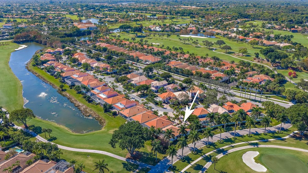 Photo 22 — 8384 Heritage Club Dr, West Palm Beach, FL 33412