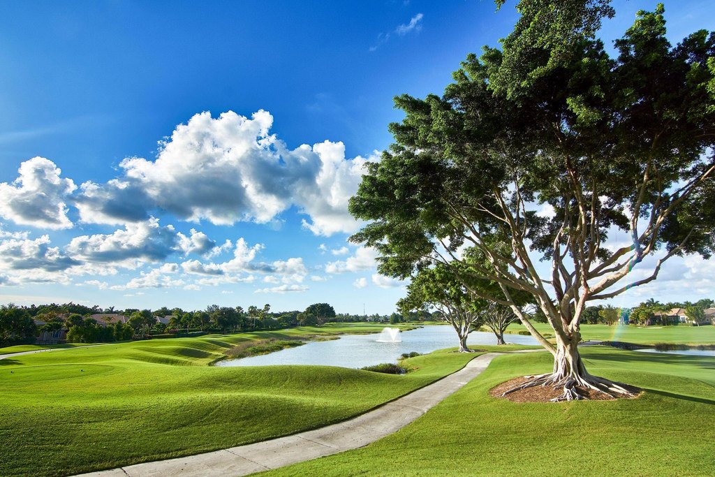 Photo 23 — 8384 Heritage Club Dr, West Palm Beach, FL 33412