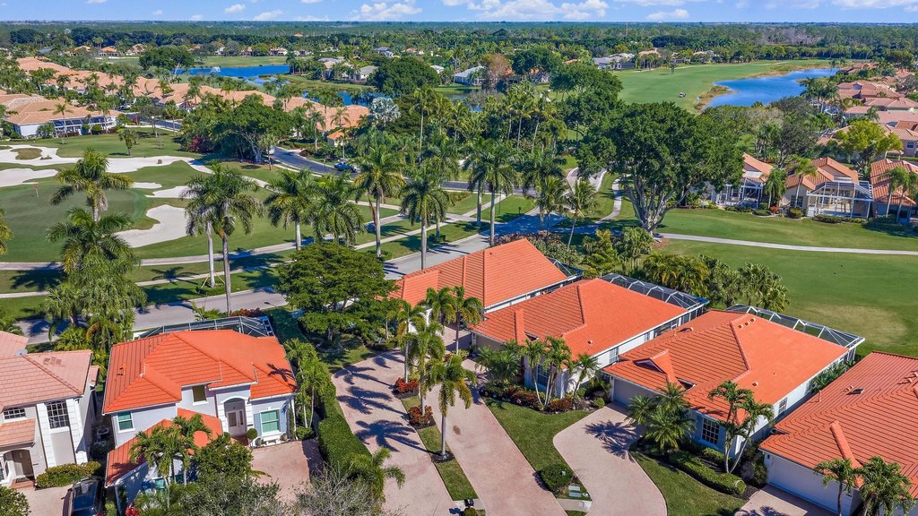 Photo 19 — 8384 Heritage Club Dr, West Palm Beach, FL 33412