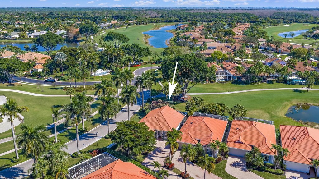 Photo 11 — 8384 Heritage Club Dr, West Palm Beach, FL 33412