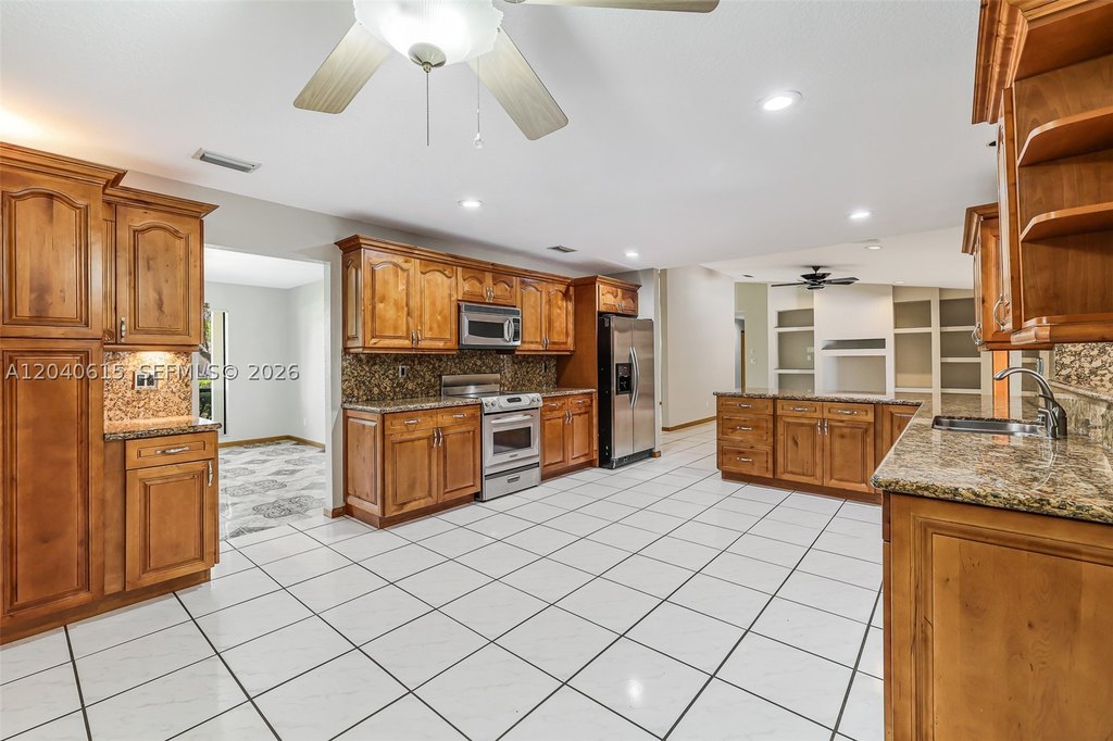 Photo 24 — 14941 SW 164th Ter, Miami, FL 33187
