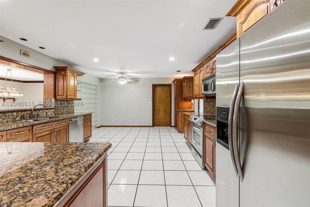 Photo 22 — 14941 SW 164th Ter, Miami, FL 33187