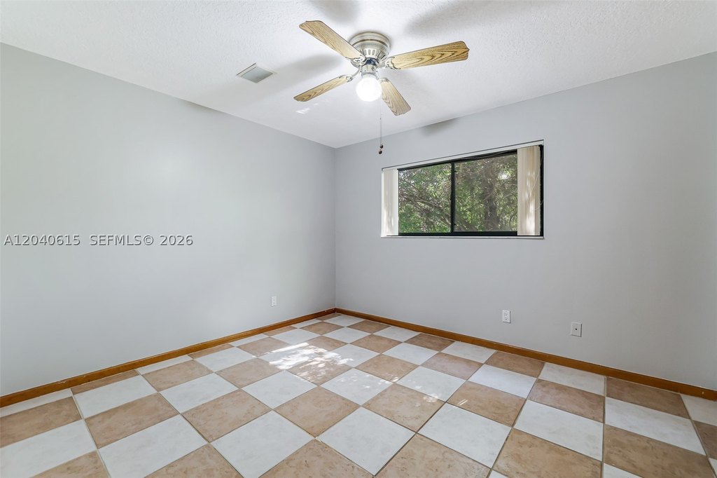 Photo 39 — 14941 SW 164th Ter, Miami, FL 33187