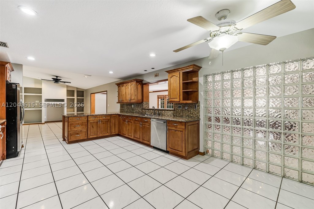 Photo 23 — 14941 SW 164th Ter, Miami, FL 33187