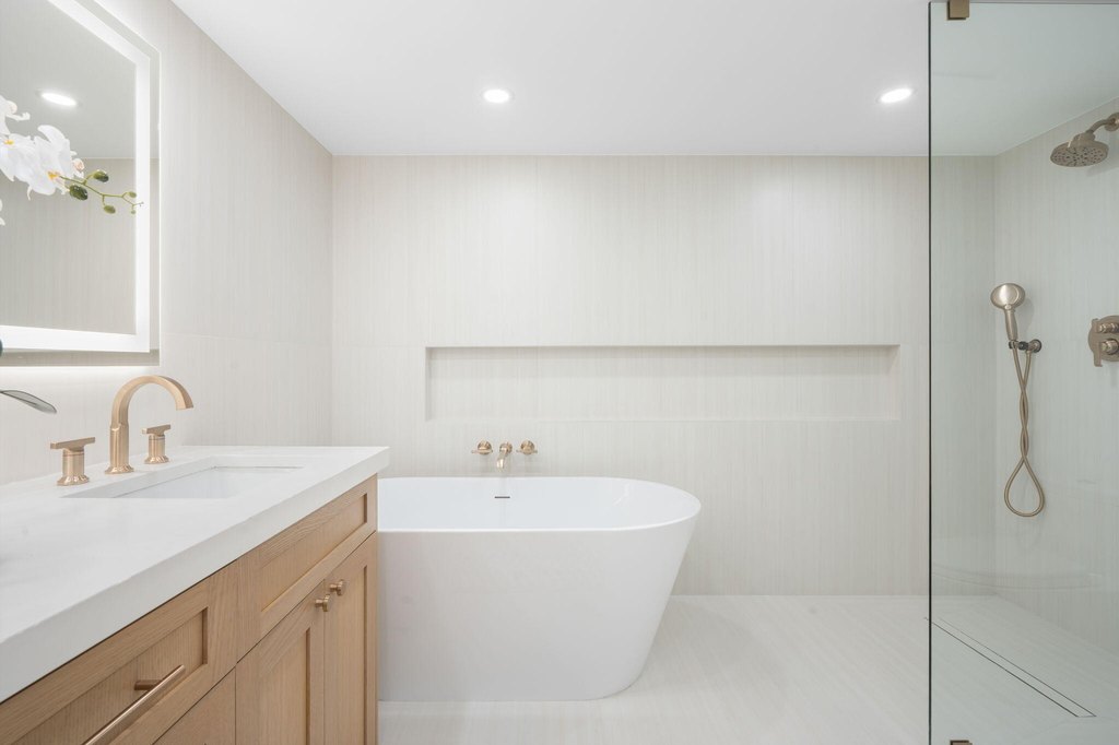 Photo 37 — 610 W Las Olas Blvd Unit 1613N, Fort Lauderdale, FL 33312