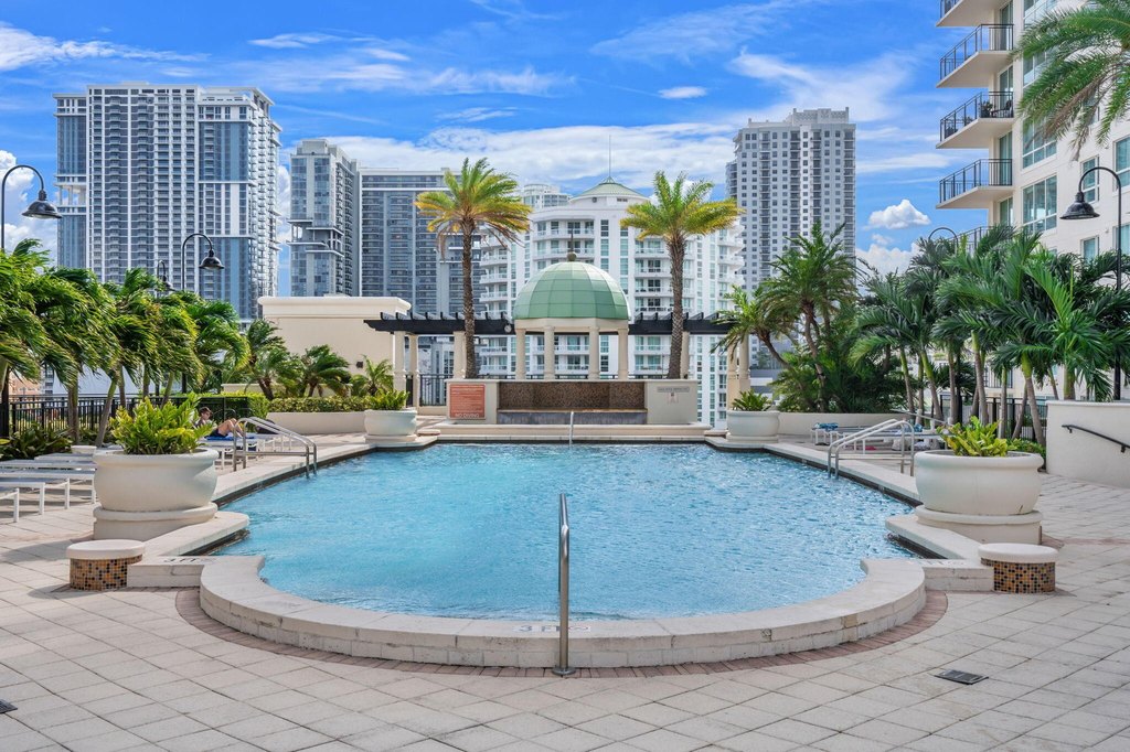 Photo 40 — 610 W Las Olas Blvd Unit 1613N, Fort Lauderdale, FL 33312
