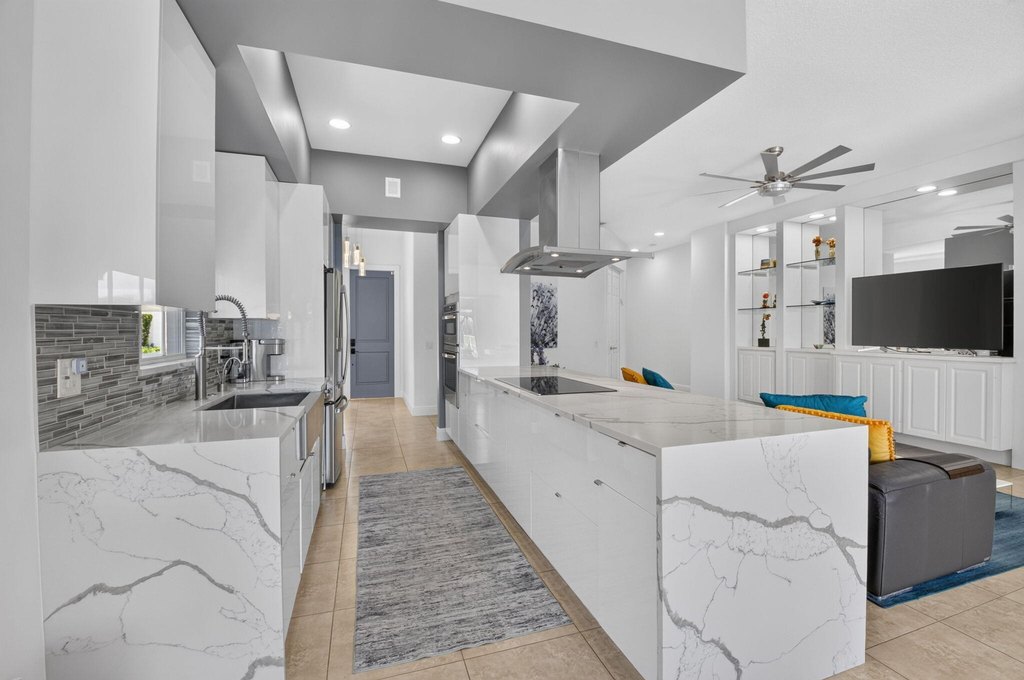 Photo 18 — 4690 Hammock Cir, Delray Beach, FL 33445