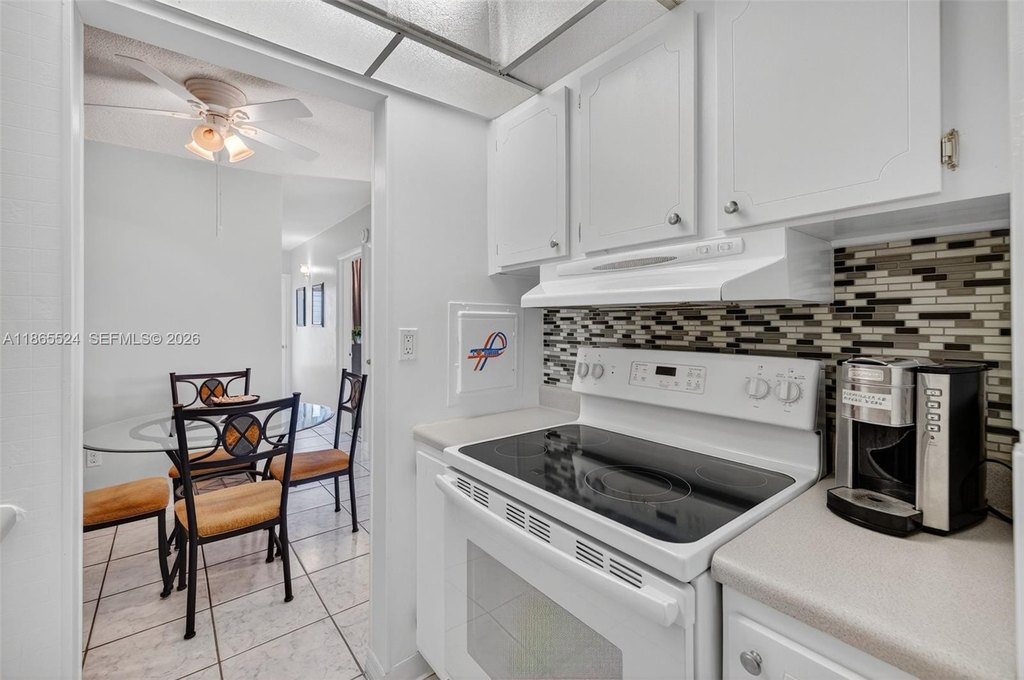 Photo 13 — 16901 NE 13th Ave Apt 210, Miami, FL 33162
