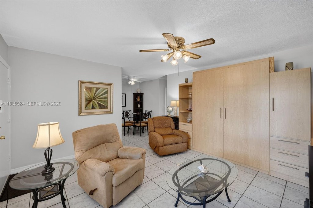 Photo 7 — 16901 NE 13th Ave Apt 210, Miami, FL 33162