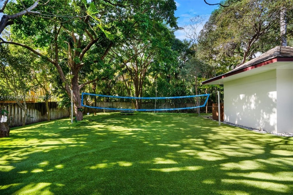 Photo 32 — 4100 Kiaora St, Miami, FL 33133