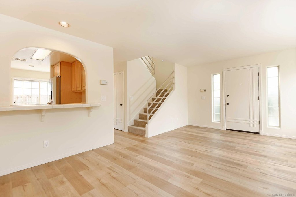 Photo 10 — 4083 Sequoia St, San Diego, CA 92109