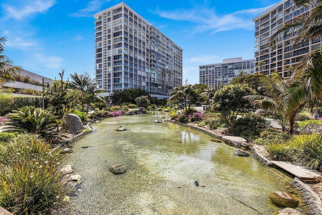 Photo 10 — 1710 Avenida Del Mundo Unit 209, Coronado, CA 92118