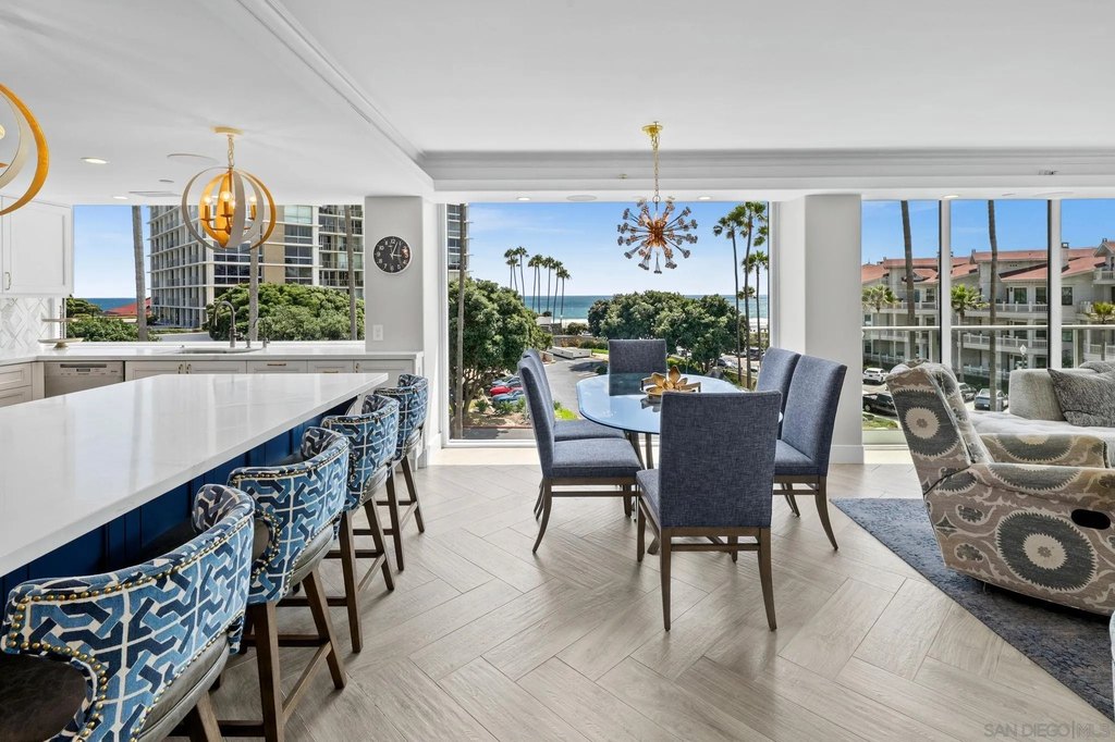 Photo 3 — 1710 Avenida Del Mundo Unit 209, Coronado, CA 92118